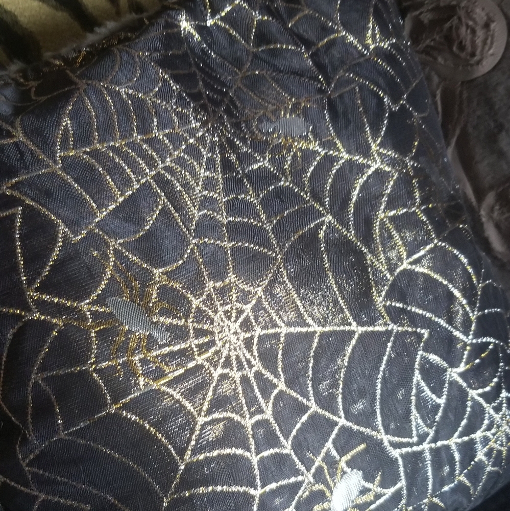 Goth throw pillows - Picture 3 of 4